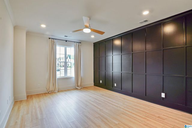 1005 CLIFTON ROAD, Hoover, AL 35244