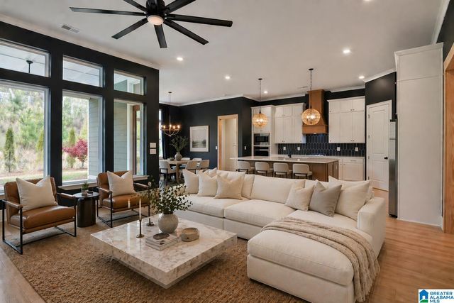 1005 CLIFTON ROAD, Hoover, AL 35244
