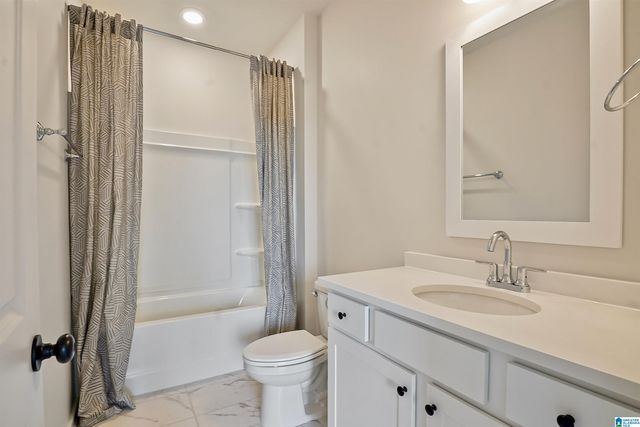 1005 CLIFTON ROAD, Hoover, AL 35244