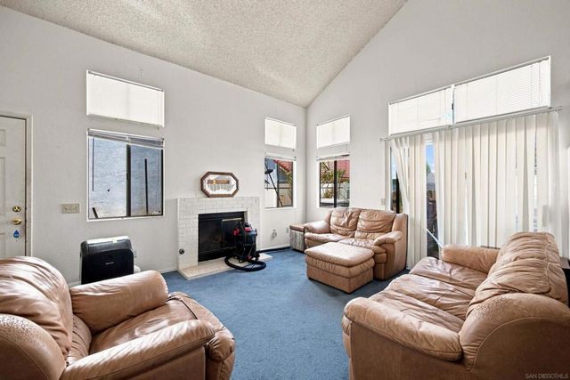 4524 Goldfinch, Oceanside, CA 92057