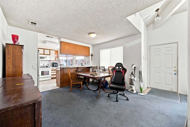 4524 Goldfinch, Oceanside, CA 92057