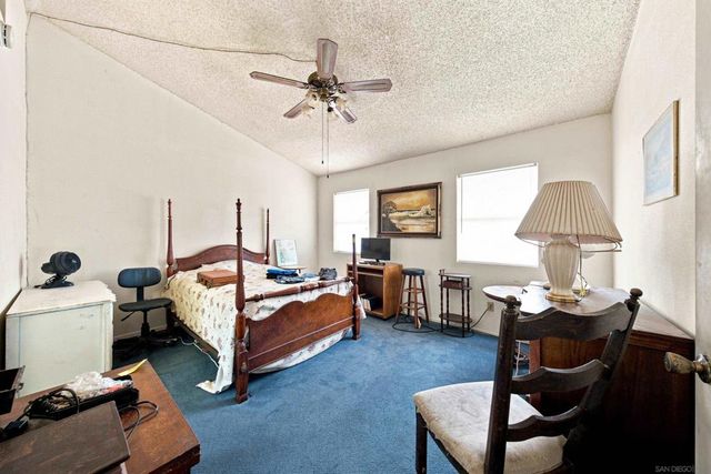 4524 Goldfinch, Oceanside, CA 92057