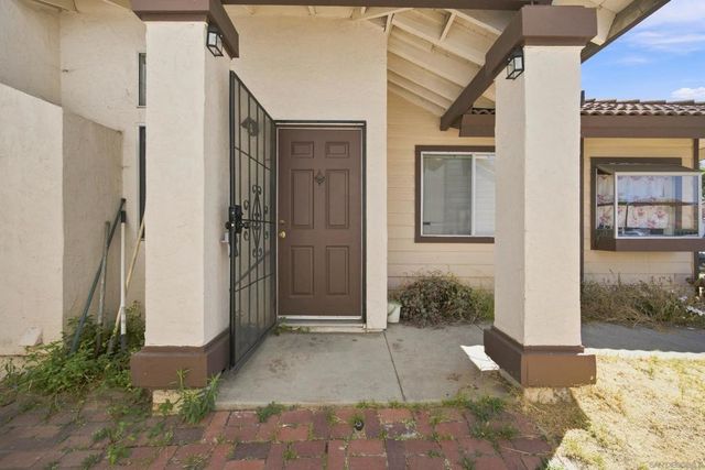 4524 Goldfinch, Oceanside, CA 92057