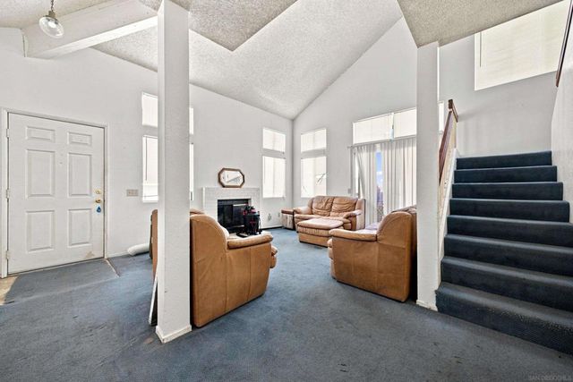 4524 Goldfinch, Oceanside, CA 92057