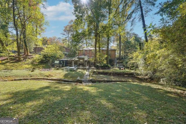 2073 E Roxboro Road NE B, Brookhaven, GA 30324