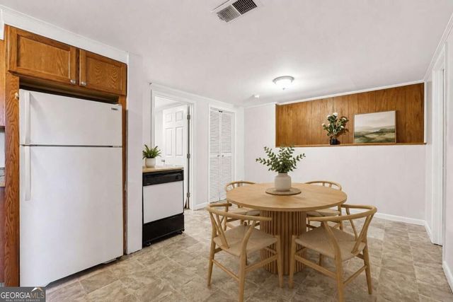 2073 E Roxboro Road NE B, Brookhaven, GA 30324