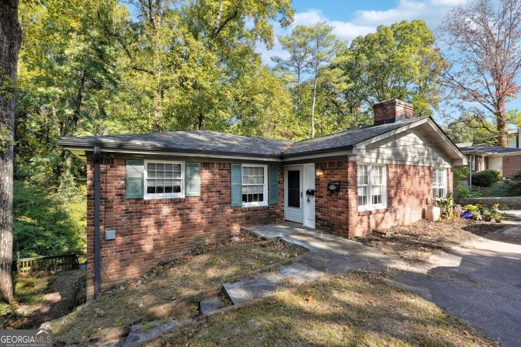 2073 E Roxboro Road NE B, Brookhaven, GA 30324