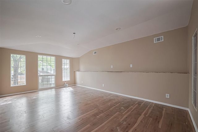 811 Loire Lane, Houston, TX 77090