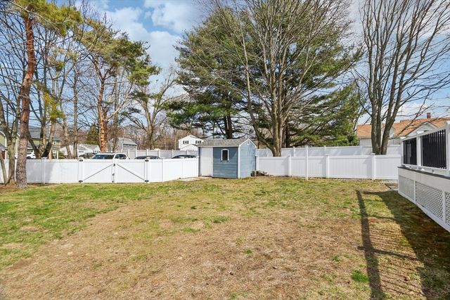 370 Broad St, Weymouth, MA 02188