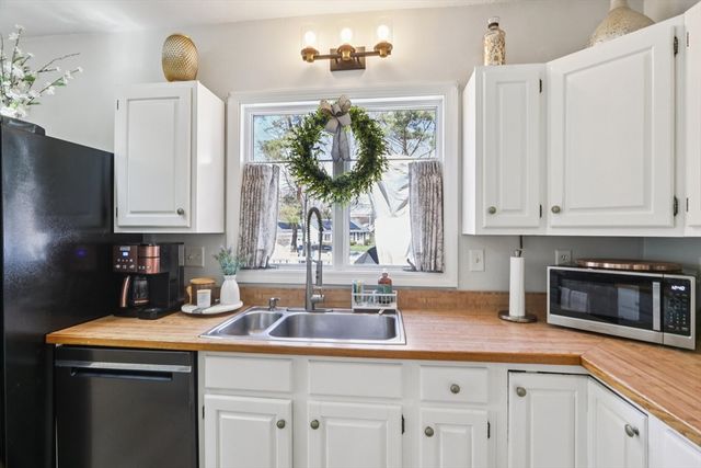 370 Broad St, Weymouth, MA 02188