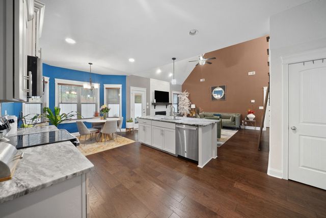 950 Terrace Creek Ln, Clarksville, TN 37040