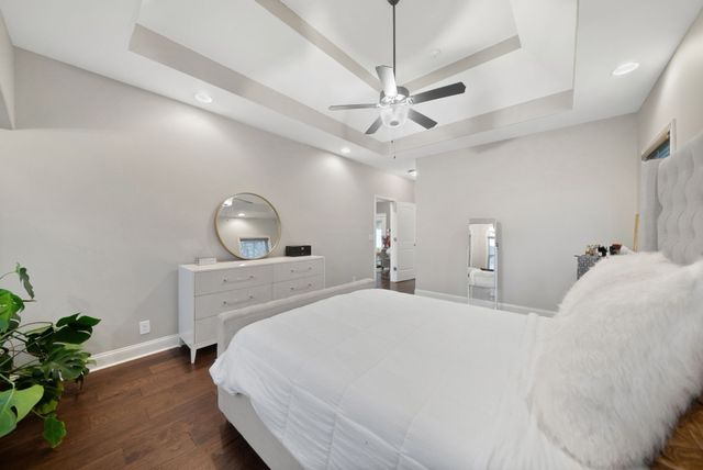 950 Terrace Creek Ln, Clarksville, TN 37040