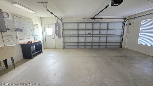 4402 Duffer Loop, Sebring, FL 33872