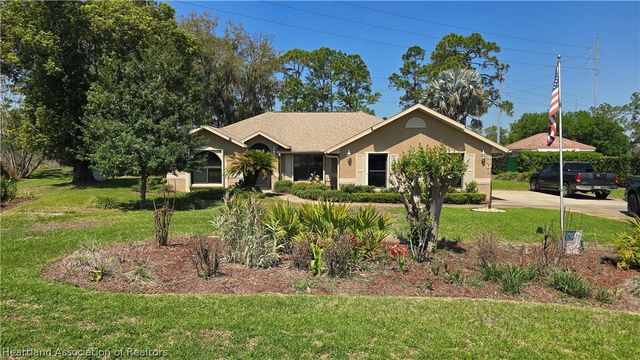 4402 Duffer Loop, Sebring, FL 33872