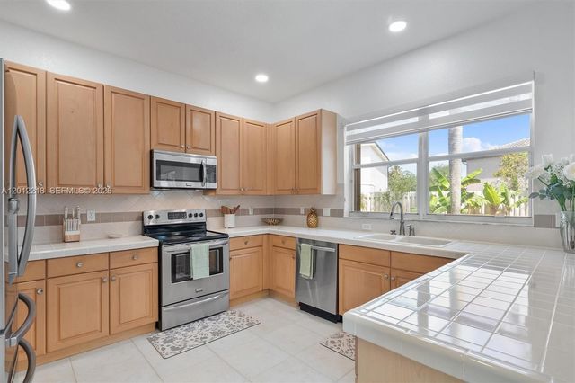 361 SW 167th Ave, Pembroke Pines, FL 33027