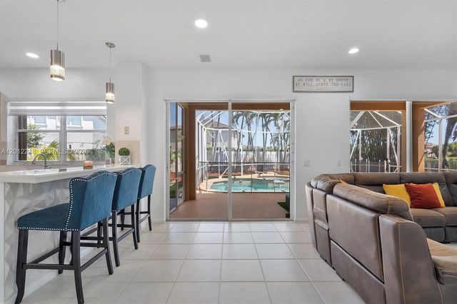 361 SW 167th Ave, Pembroke Pines, FL 33027