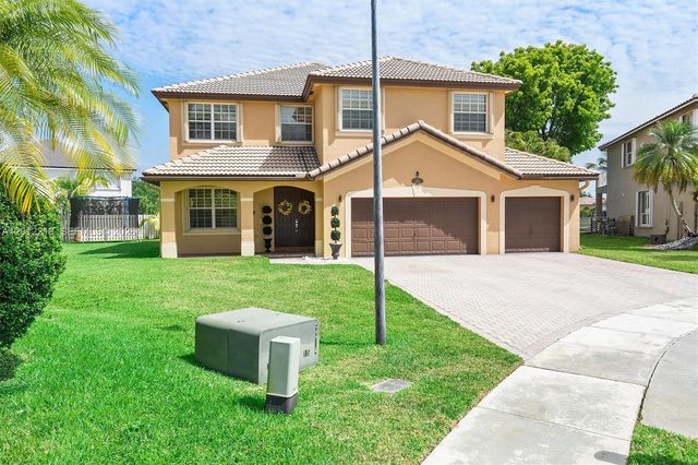 361 SW 167th Ave, Pembroke Pines, FL 33027