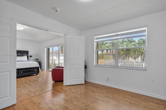 361 SW 167th Ave, Pembroke Pines, FL 33027
