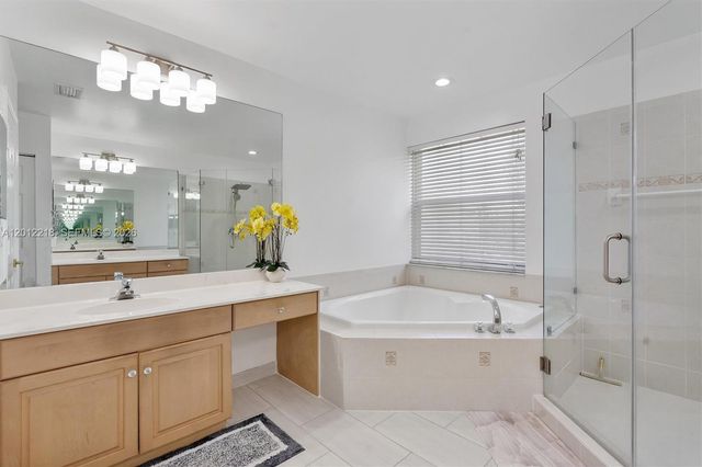 361 SW 167th Ave, Pembroke Pines, FL 33027