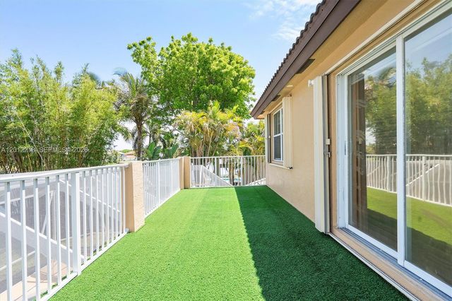 361 SW 167th Ave, Pembroke Pines, FL 33027