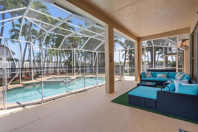 361 SW 167th Ave, Pembroke Pines, FL 33027