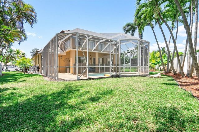 361 SW 167th Ave, Pembroke Pines, FL 33027