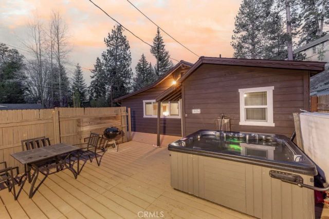 986 Cameron Drive, Big Bear Lake, CA 92315