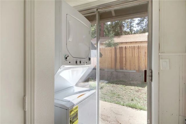 986 Cameron Drive, Big Bear Lake, CA 92315