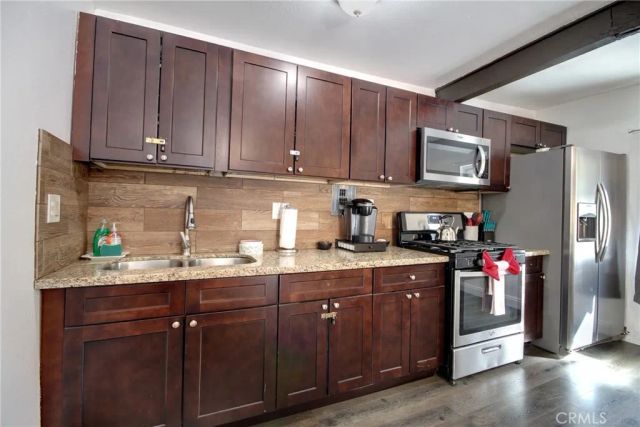 986 Cameron Drive, Big Bear Lake, CA 92315