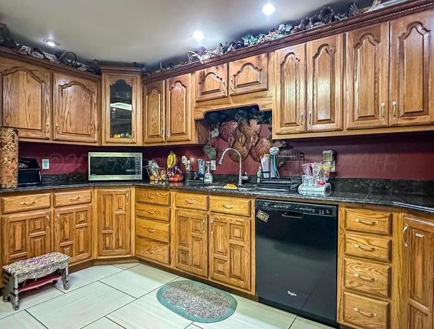 204 Garrett Street, Borger, TX 79007