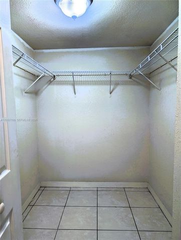 2485 W 76th Street 109, Hialeah, FL 33016