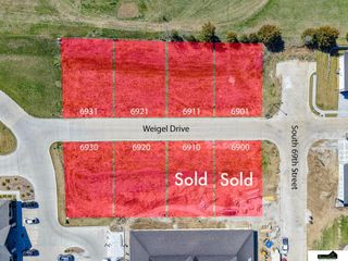 6901 Weigel Drive, Lincoln, NE 68516