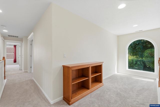 2354 Bluebell Av SE, Salem, OR 97306