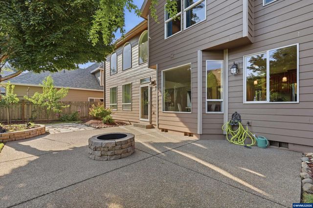 2354 Bluebell Av SE, Salem, OR 97306