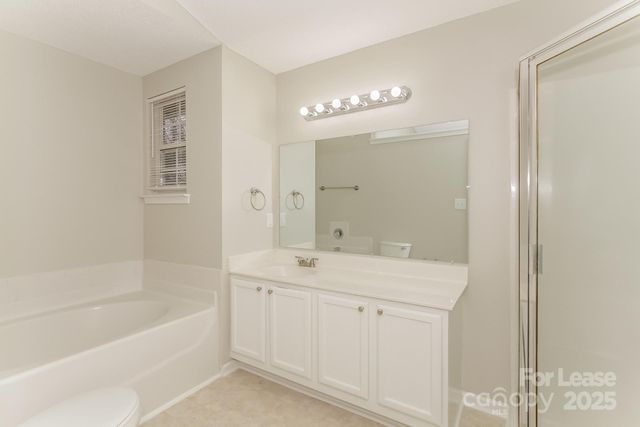 9810 Sweet Plum Drive, Charlotte, NC 28215