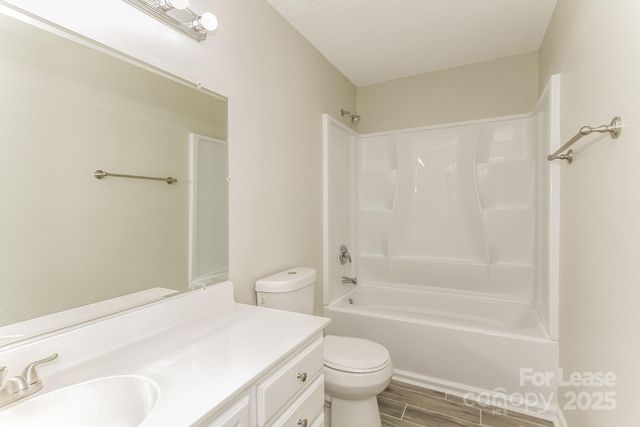 9810 Sweet Plum Drive, Charlotte, NC 28215