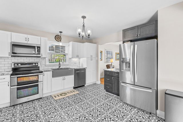 407 N Ninth Street, Mebane, NC 27302