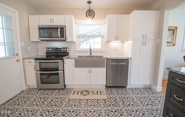 407 N Ninth Street, Mebane, NC 27302