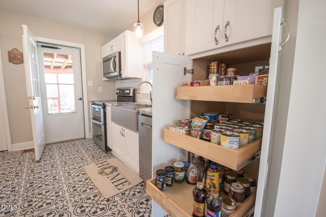 407 N Ninth Street, Mebane, NC 27302