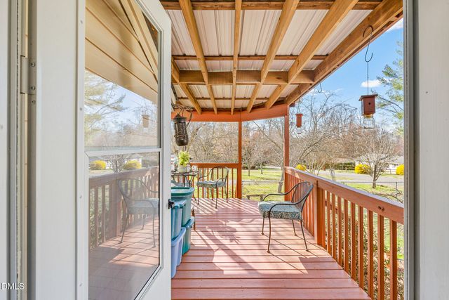 407 N Ninth Street, Mebane, NC 27302