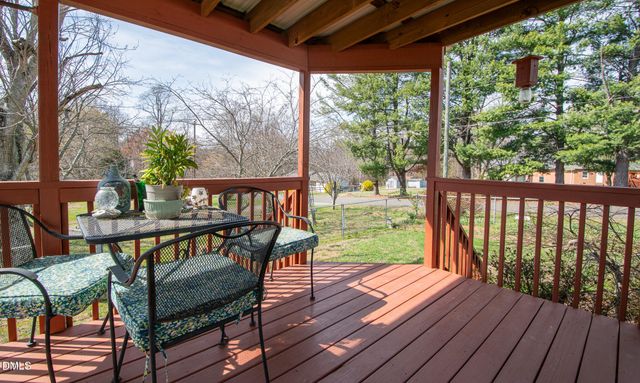 407 N Ninth Street, Mebane, NC 27302