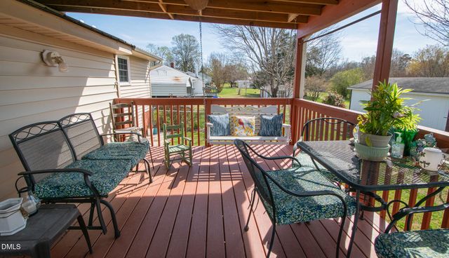 407 N Ninth Street, Mebane, NC 27302