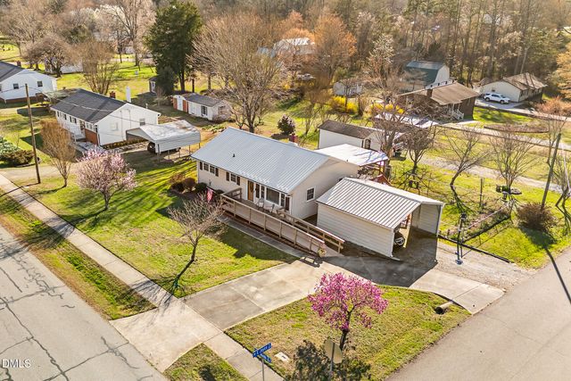 407 N Ninth Street, Mebane, NC 27302