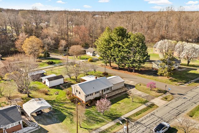 407 N Ninth Street, Mebane, NC 27302