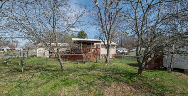 407 N Ninth Street, Mebane, NC 27302