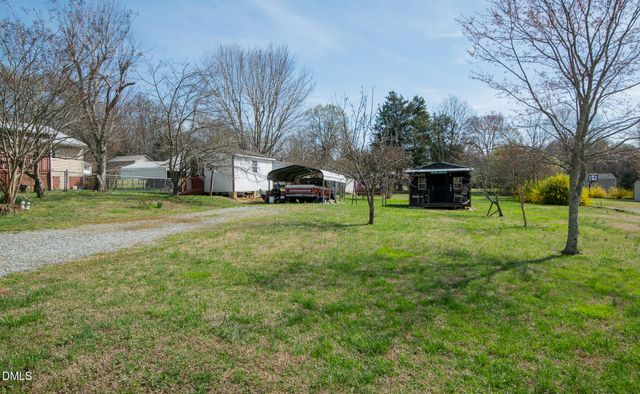 407 N Ninth Street, Mebane, NC 27302