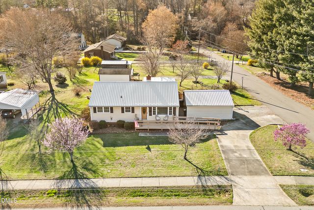 407 N Ninth Street, Mebane, NC 27302