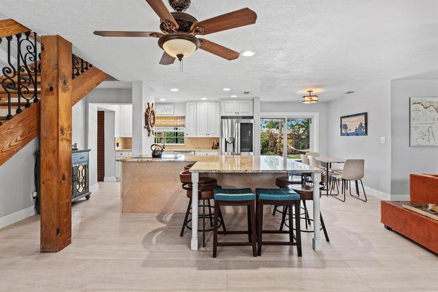 968 Laurel Road, North Palm Beach, FL 33408