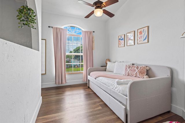 968 Laurel Road, North Palm Beach, FL 33408