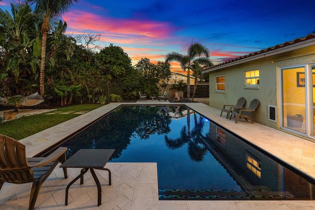 968 Laurel Road, North Palm Beach, FL 33408